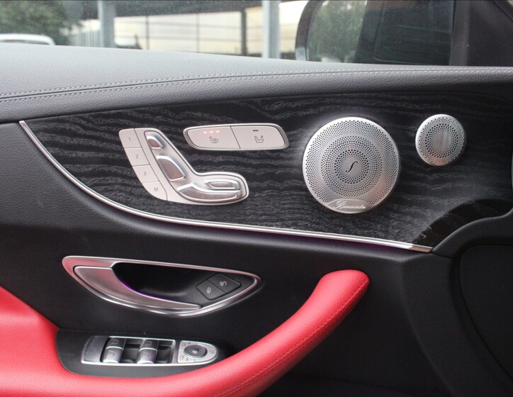 Mercedes-Benz Třídy E 18