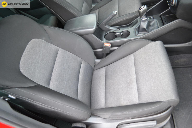 Hyundai Tucson SUV 1,6 l 100 kw