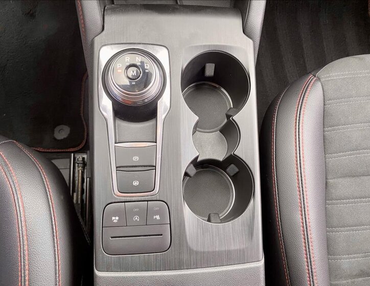 Ford Kuga SUV / Terénní 2,0 l 110 kw