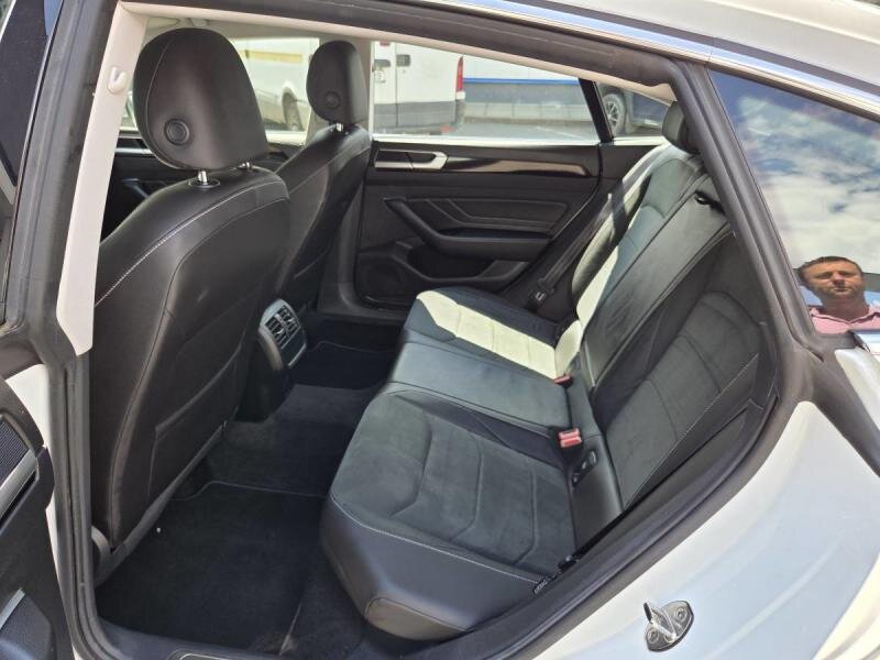 Volkswagen Arteon Liftback 2,0 l 110 kw