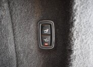 Porsche Cayenne SUV 4,8 l 405 kw