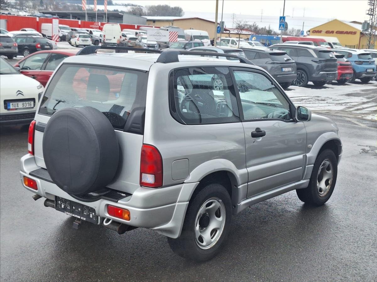 Suzuki Grand Vitara SUV / Terénní 2,0 l 94 kw