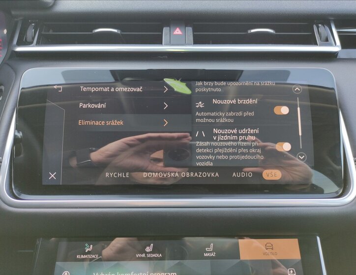 Land Rover Range Rover Velar SUV / Terénní 3,0 l 221 kw