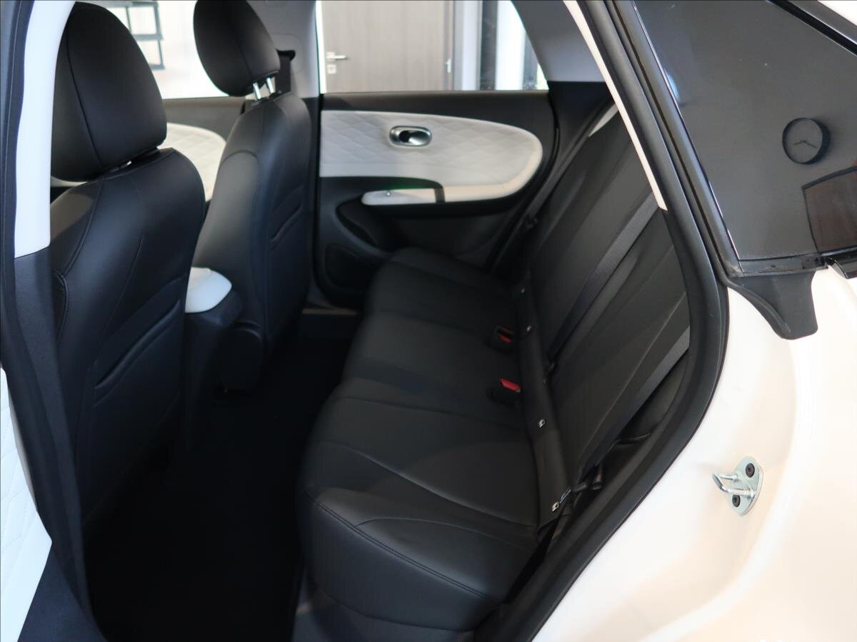 Dongfeng Box Hatchback 0,0 70 kw