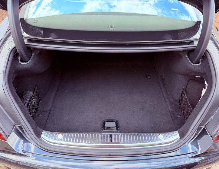 Mercedes-Benz Třídy S Kupé 4,0 l 450 kw