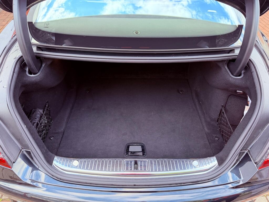 Mercedes-Benz Třídy S Kupé 4,0 l 450 kw