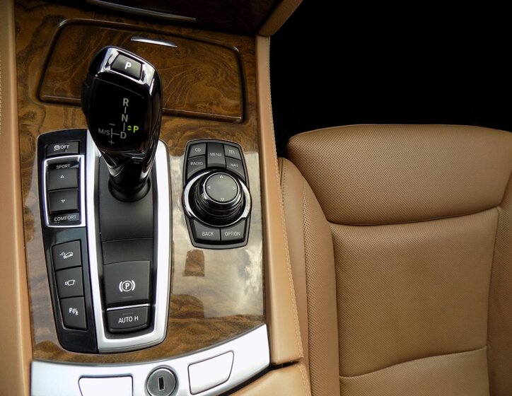 BMW Řada 7 Sedan / Limuzína 3,0 l 225 kw