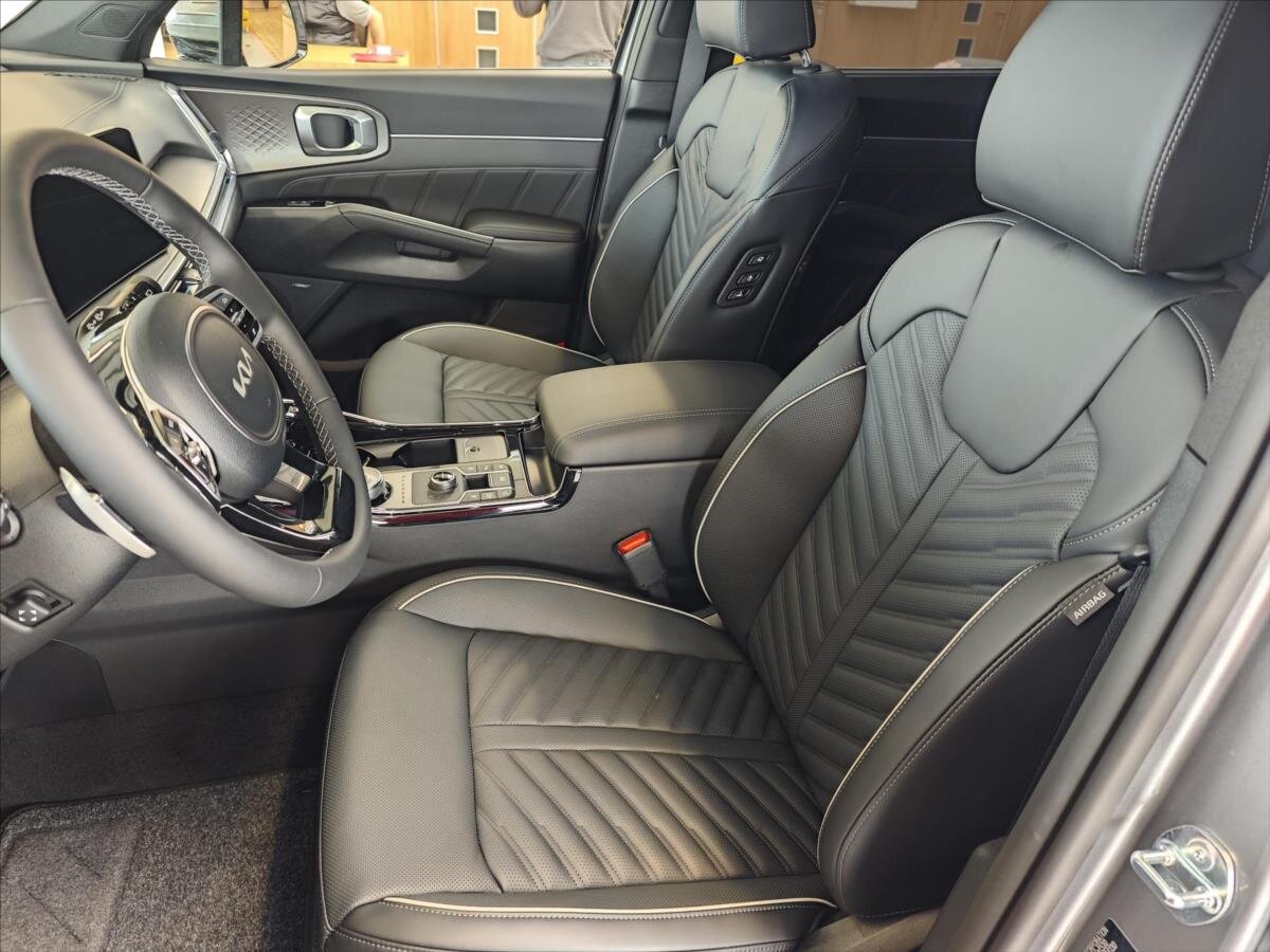 KIA Sorento SUV / Terénní 2,2 l 142 kw