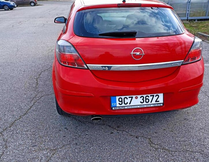 Opel Astra 4