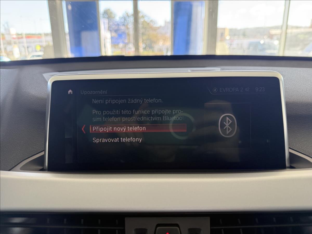 BMW X1 Kombi 1,5 l 103 kw