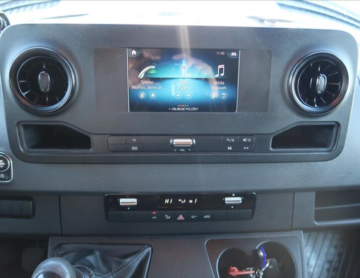 Mercedes-Benz Sprinter 14