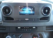 Mercedes-Benz Sprinter 14