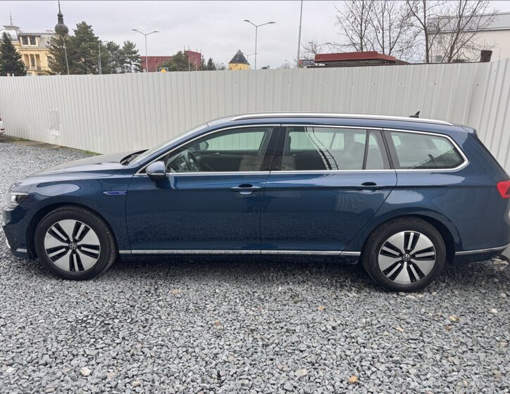 Volkswagen Passat 4