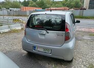 Daihatsu Sirion Hatchback 998,0 51 kw