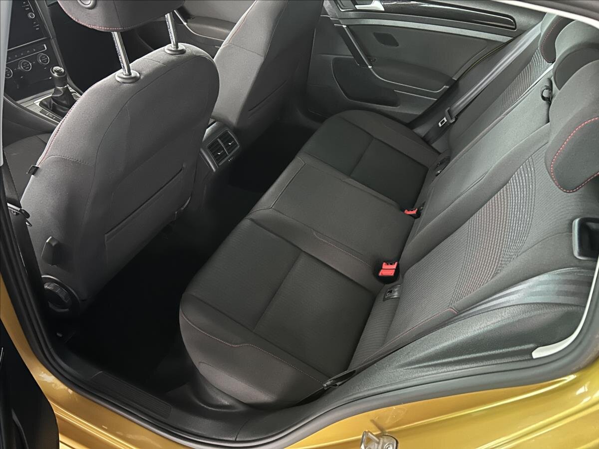 Volkswagen Golf Kombi 999,0 81 kw