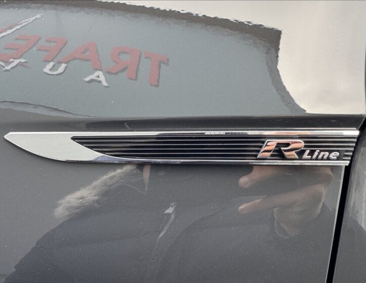 Volkswagen Passat Kombi 1,5 l 110 kw