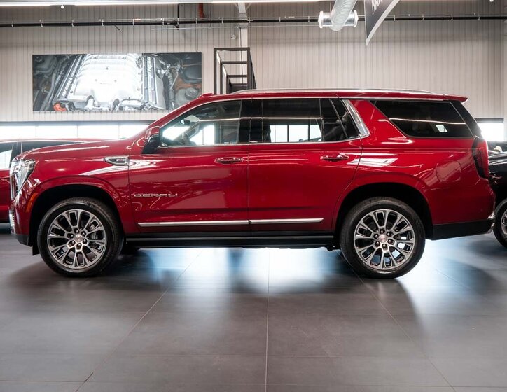 GMC Yukon SUV 6,2 l 313 kw