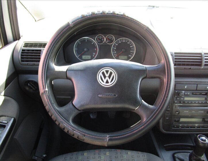 Volkswagen Sharan Kombi 1,9 l 85 kw