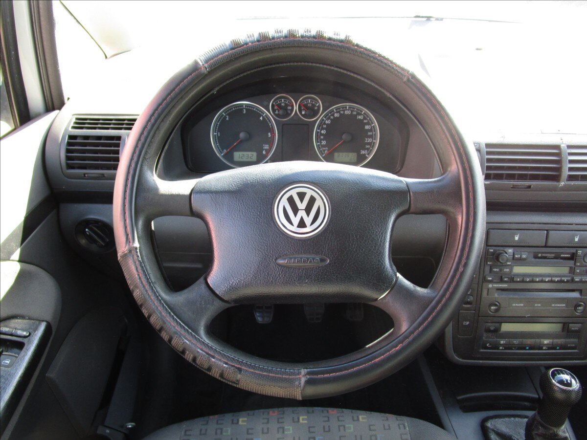Volkswagen Sharan Kombi 1,9 l 85 kw