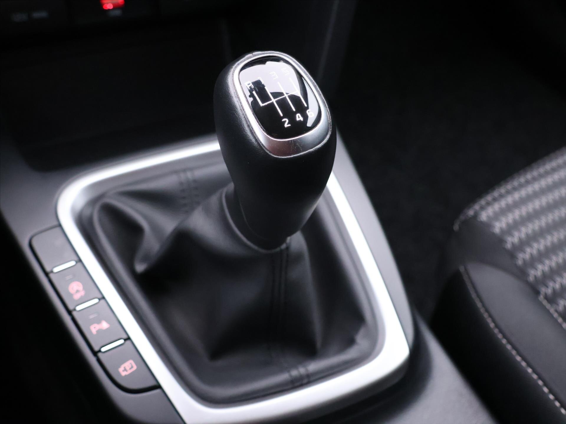 KIA Ceed Hatchback 998,0 74 kw