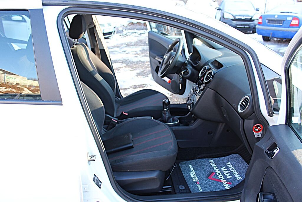 Opel Corsa Hatchback 1,2 l 63 kw