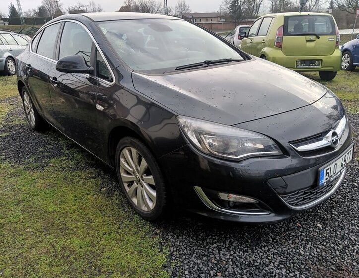 Opel Astra Sedan 1,4 l 103 kw