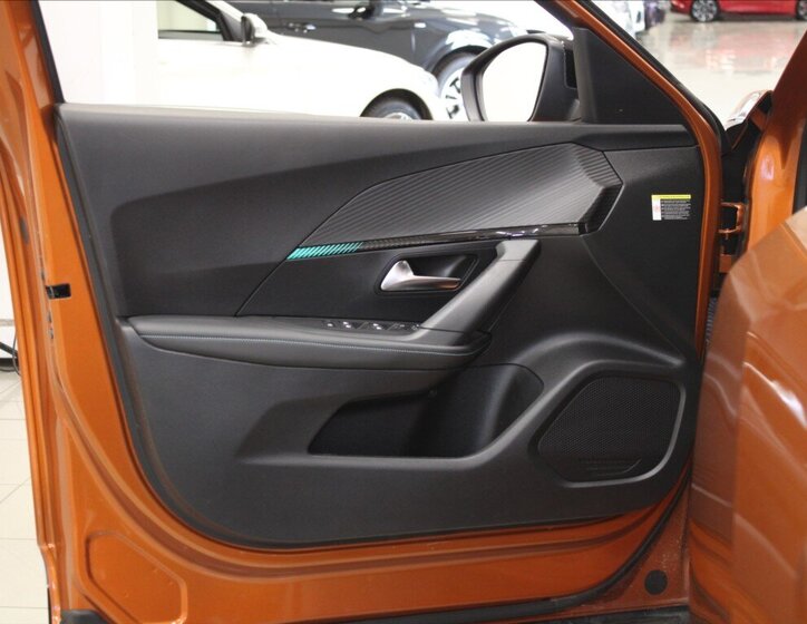 Peugeot 2008 SUV / Terénní 1,2 l 96 kw