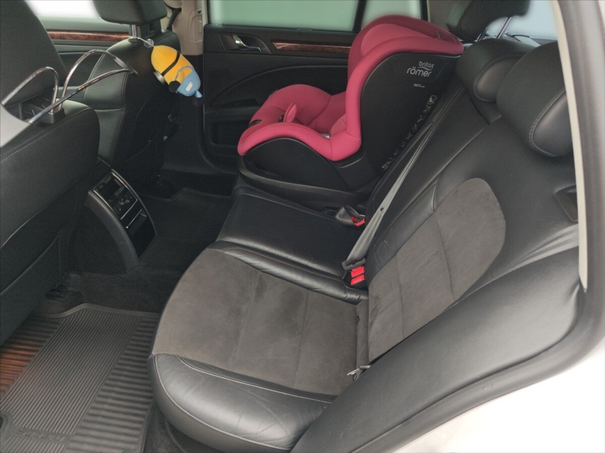 Škoda Superb Kombi 2,0 l 103 kw