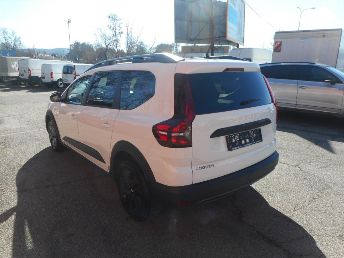 Dacia Jogger Kombi 999,0 81 kw