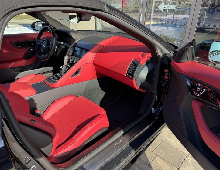 Jaguar F-Type Kabriolet 5,0 l 423 kw