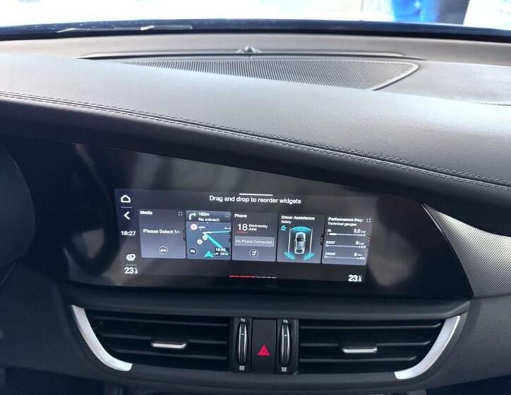 Alfa Romeo Giulia 10