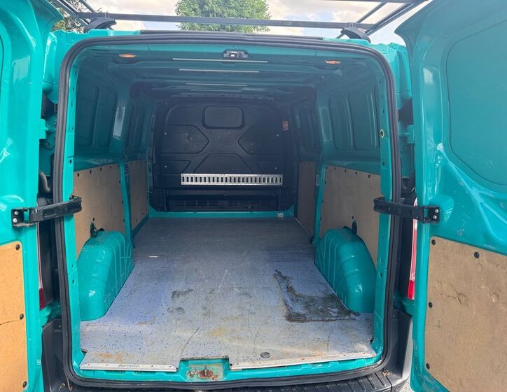 Ford Transit Custom 9