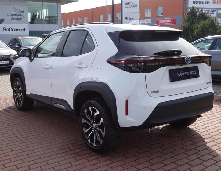 Toyota Yaris Cross 6