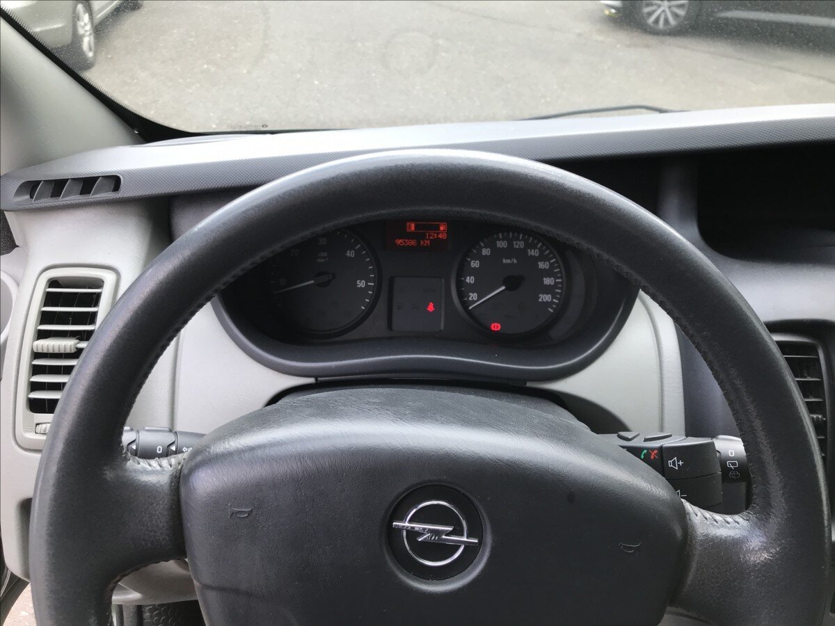 Opel Vivaro Skříň 2,0 l 66 kw