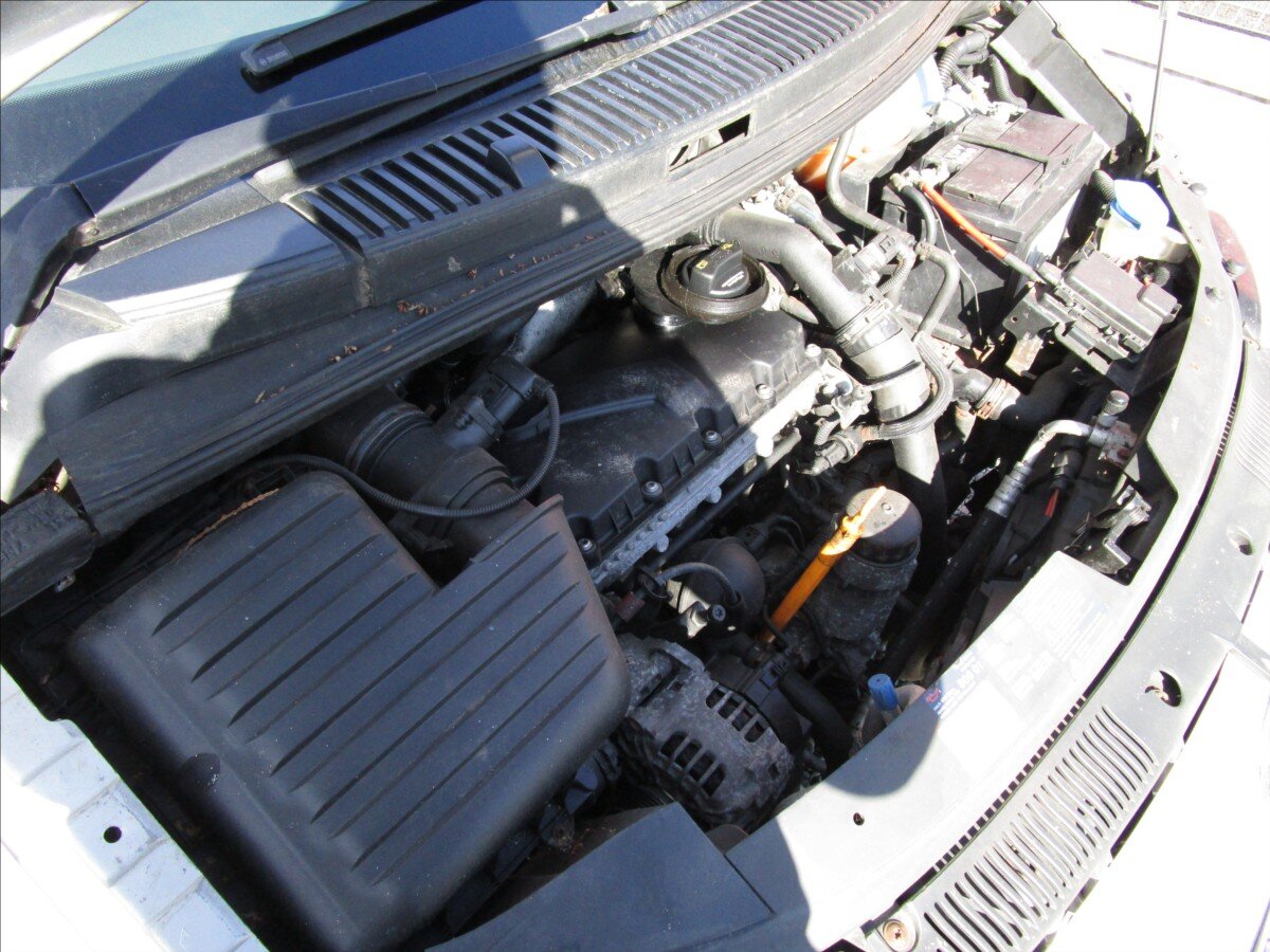 Volkswagen Sharan Kombi 1,9 l 85 kw