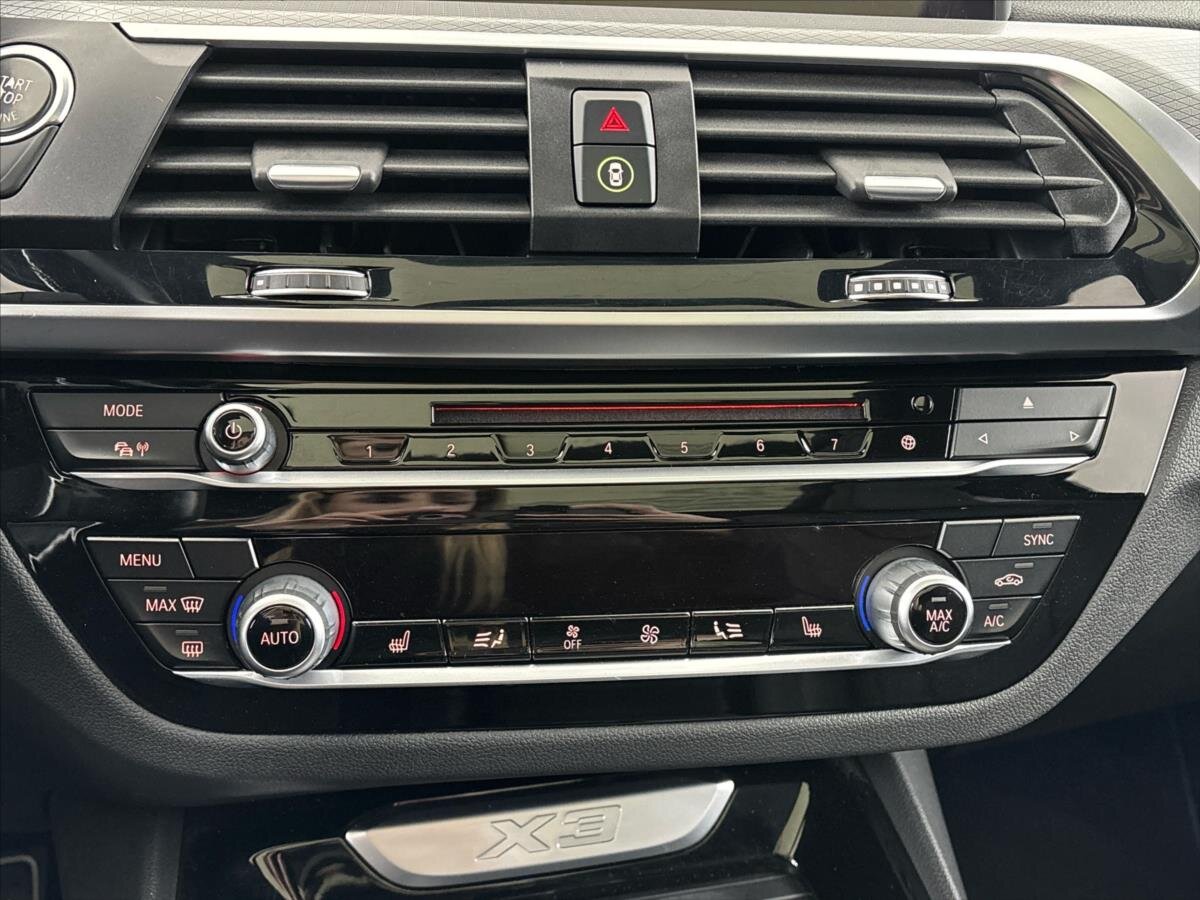 BMW X3 SUV / Terénní 2,0 l 140 kw