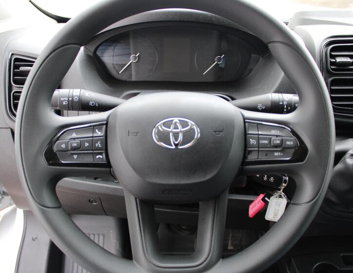 Toyota Proace Max Užitková 2,2 l 88 kw