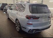 BMW X7 SUV / Terénní 3,0 l 259 kw