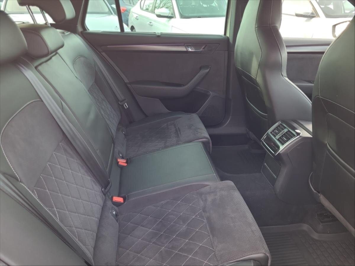 Škoda Superb Kombi 2,0 l 110 kw