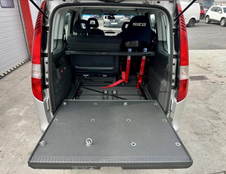 Mercedes-Benz Vaneo 16