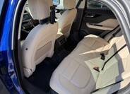 Jaguar F-Pace 16