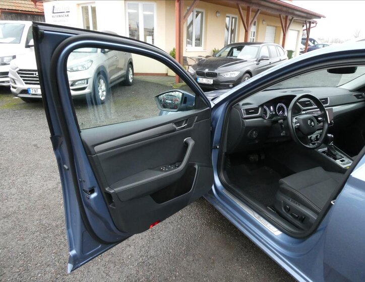 Škoda Superb 21