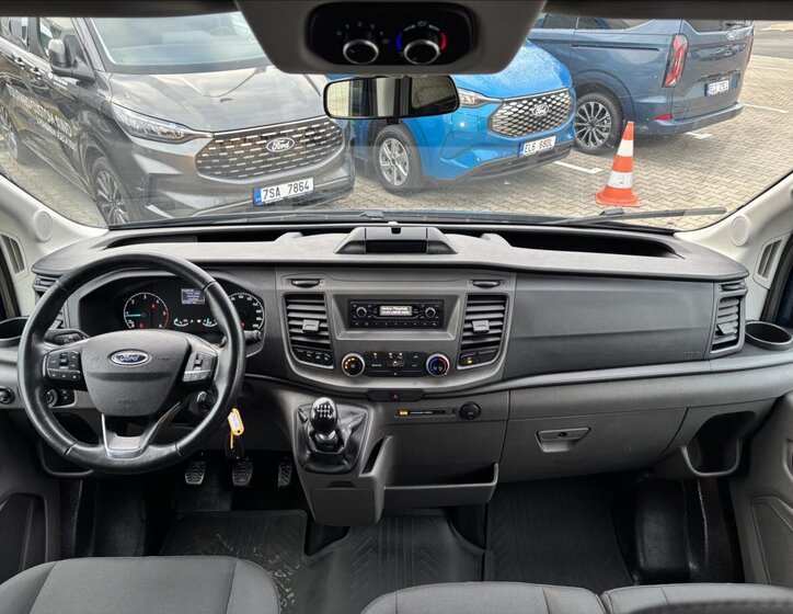 Ford Transit 13