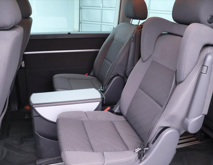 Volkswagen Multivan Kombi 2,0 l 103 kw