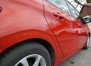 Peugeot 208 Hatchback 1,2 l 61 kw