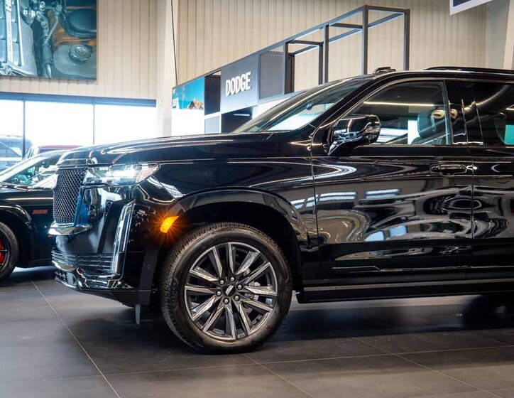 Cadillac Escalade 13