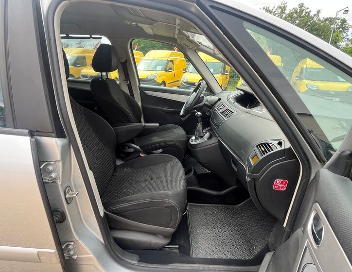 Citroën C4 Picasso 19