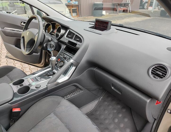Peugeot 3008 11