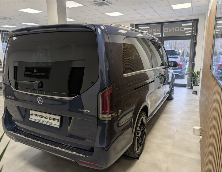 Mercedes-Benz Třídy V VAN-Minibus 2,0 l 174 kw