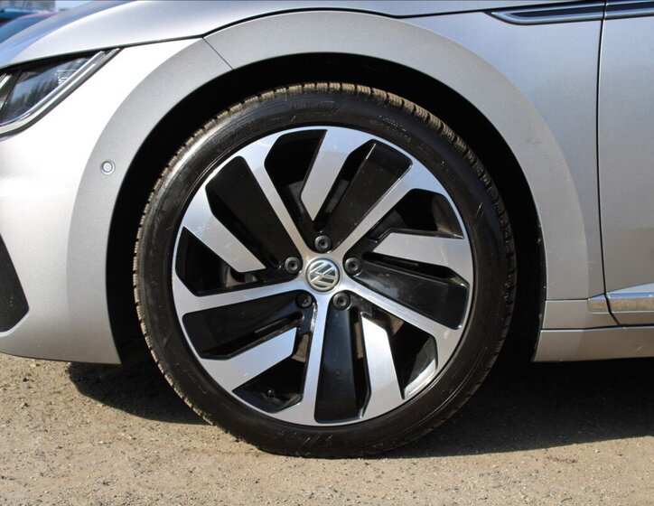 Volkswagen Arteon Hatchback 2,0 l 176 kw